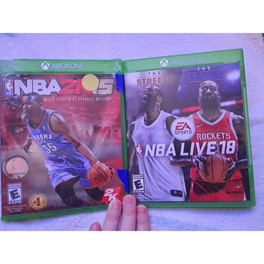 Xbox One NBA 2K15‎ and NBA 2K17 Basketball Game Bundle Discs Only Case Wear